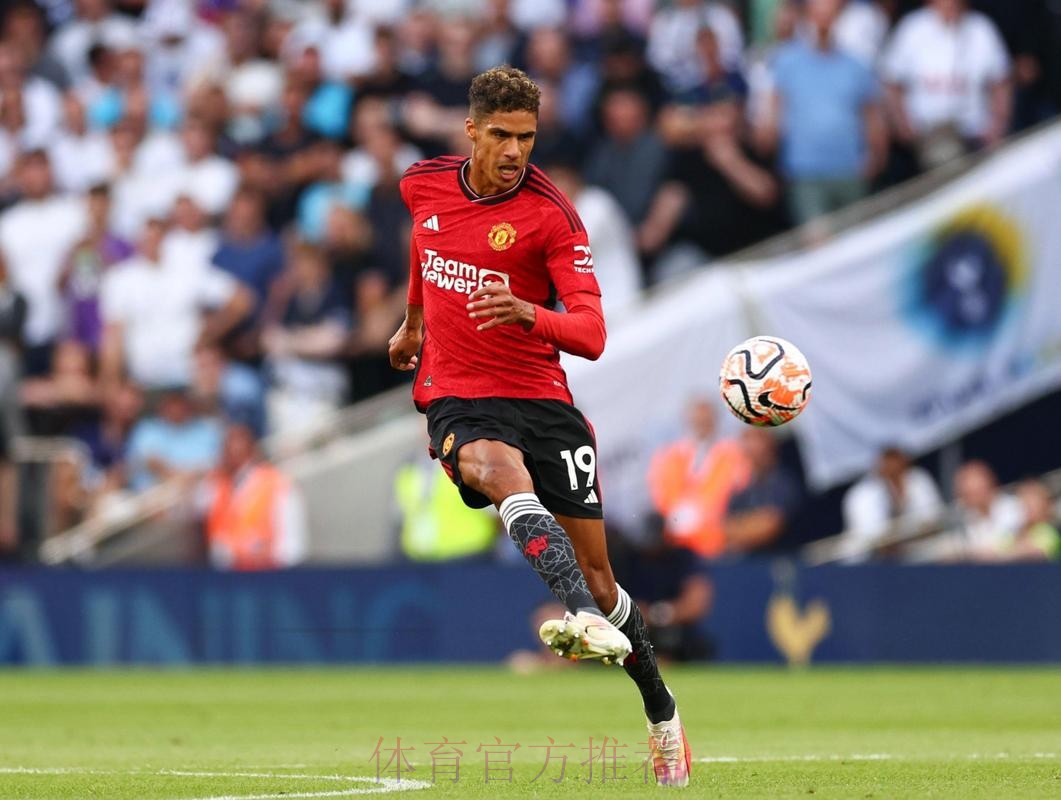 米尔斯:瓦拉内的失误是因曼城的压迫所导致 米尔斯:瓦拉内的失误是因曼城的压迫所导致